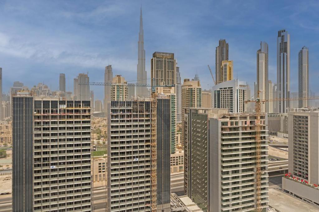 شقة Brand New 1Br- Business Bay - Burj Khalifa View دبي المظهر الخارجي الصورة