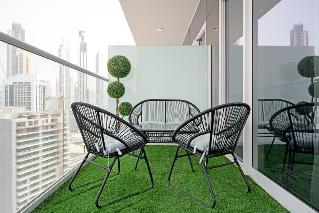 شقة Brand New 1Br- Business Bay - Burj Khalifa View دبي المظهر الخارجي الصورة